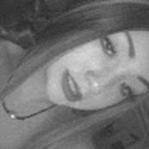 Meet your Posher, Jolie